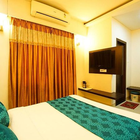 Hotel Aarya Inn Rāipur Exterior foto