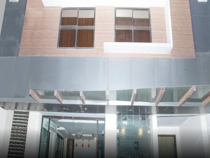 Hotel Aarya Inn Rāipur Exterior foto