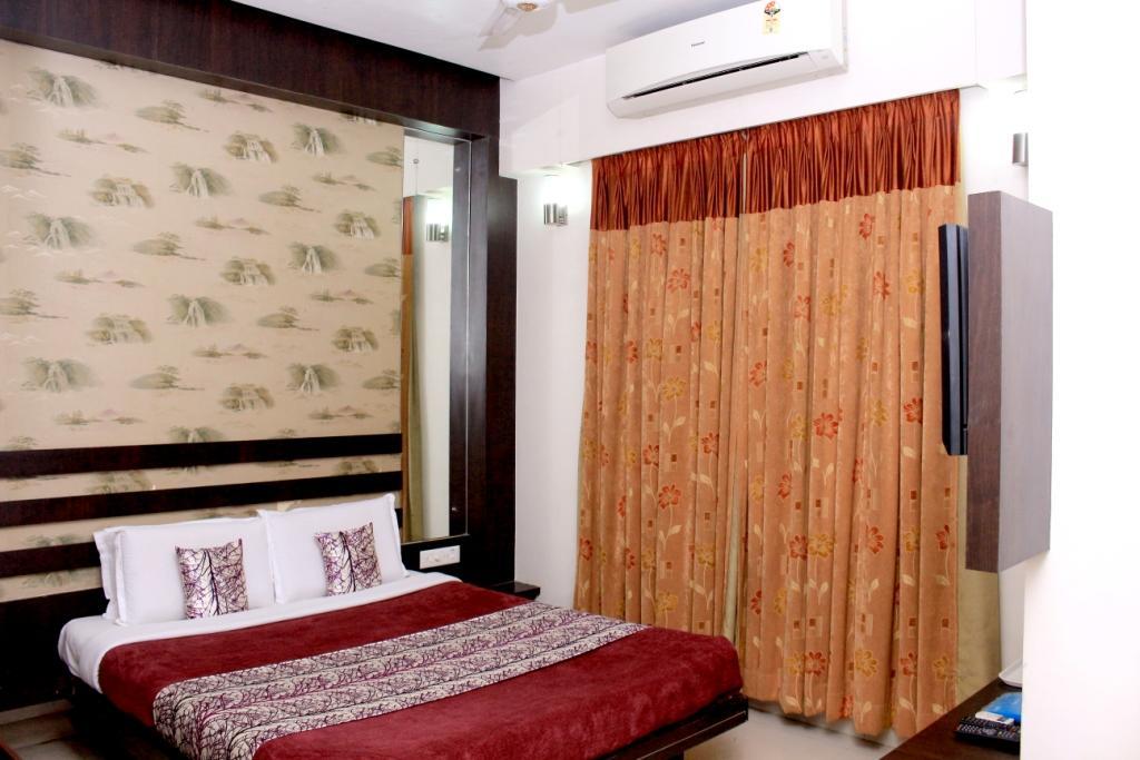 Hotel Aarya Inn Rāipur Exterior foto